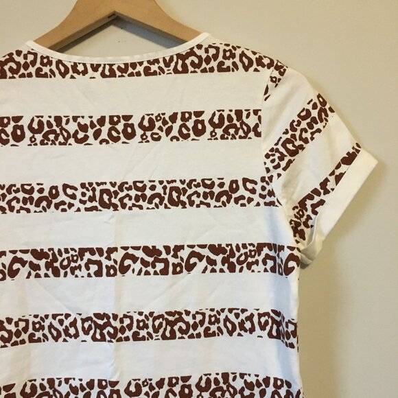 Cleo 100% Organic Cotton Leopard Print Tee - Picture 8 of 16
